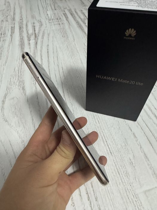 Huawei mate 20 lite cu Smartwatch nou CADOU