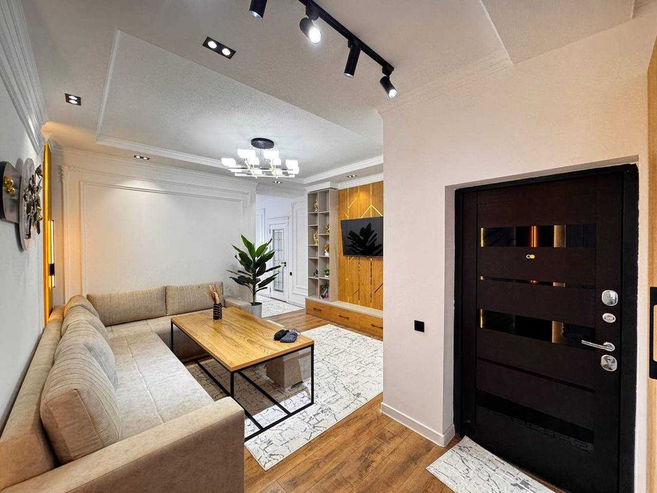 4х комнатная квартира на 7 этаже 80кв/м, в Самарканде