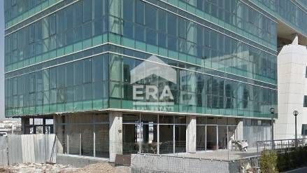 Търговско помещение за салон за красота до метростанция "Сливница"