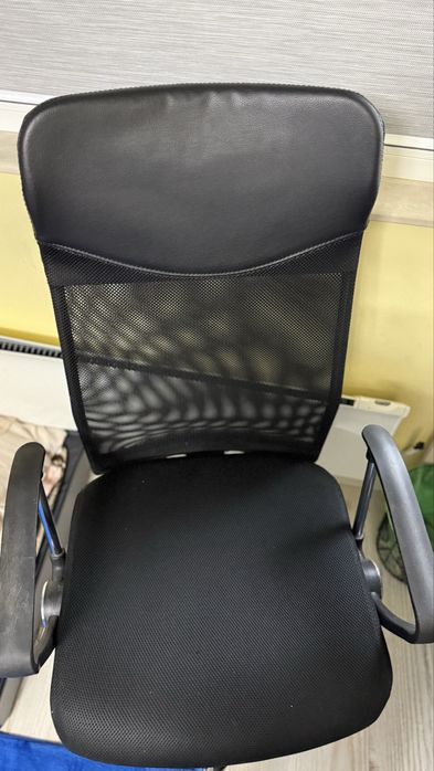 Офис стол за компютър