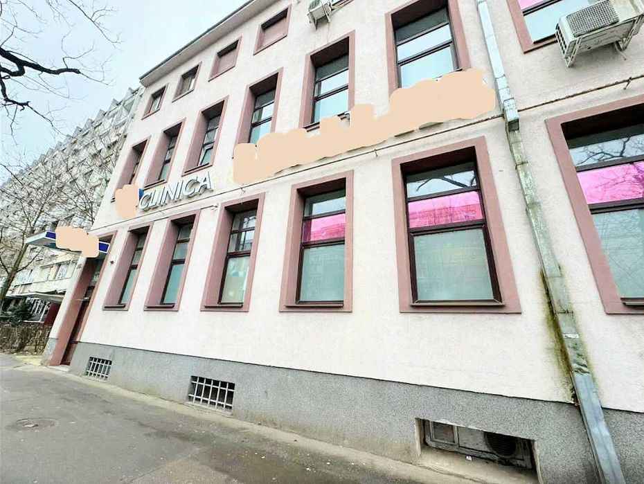 Inchiriem clinica medicala aprox. 1000 mp dispusa pe bulevard