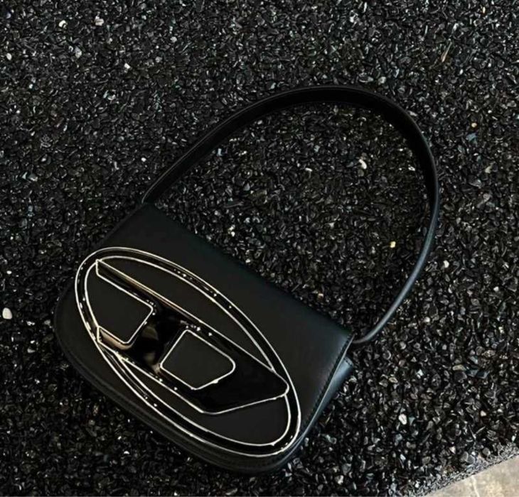 Черна дамска чанта DIESEL