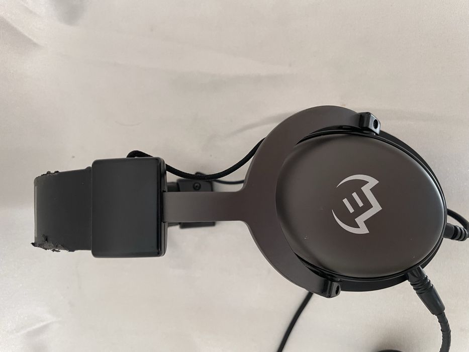 Наушник SVEN AP-G999MV