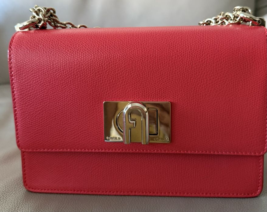 Оригинални чанти Furla