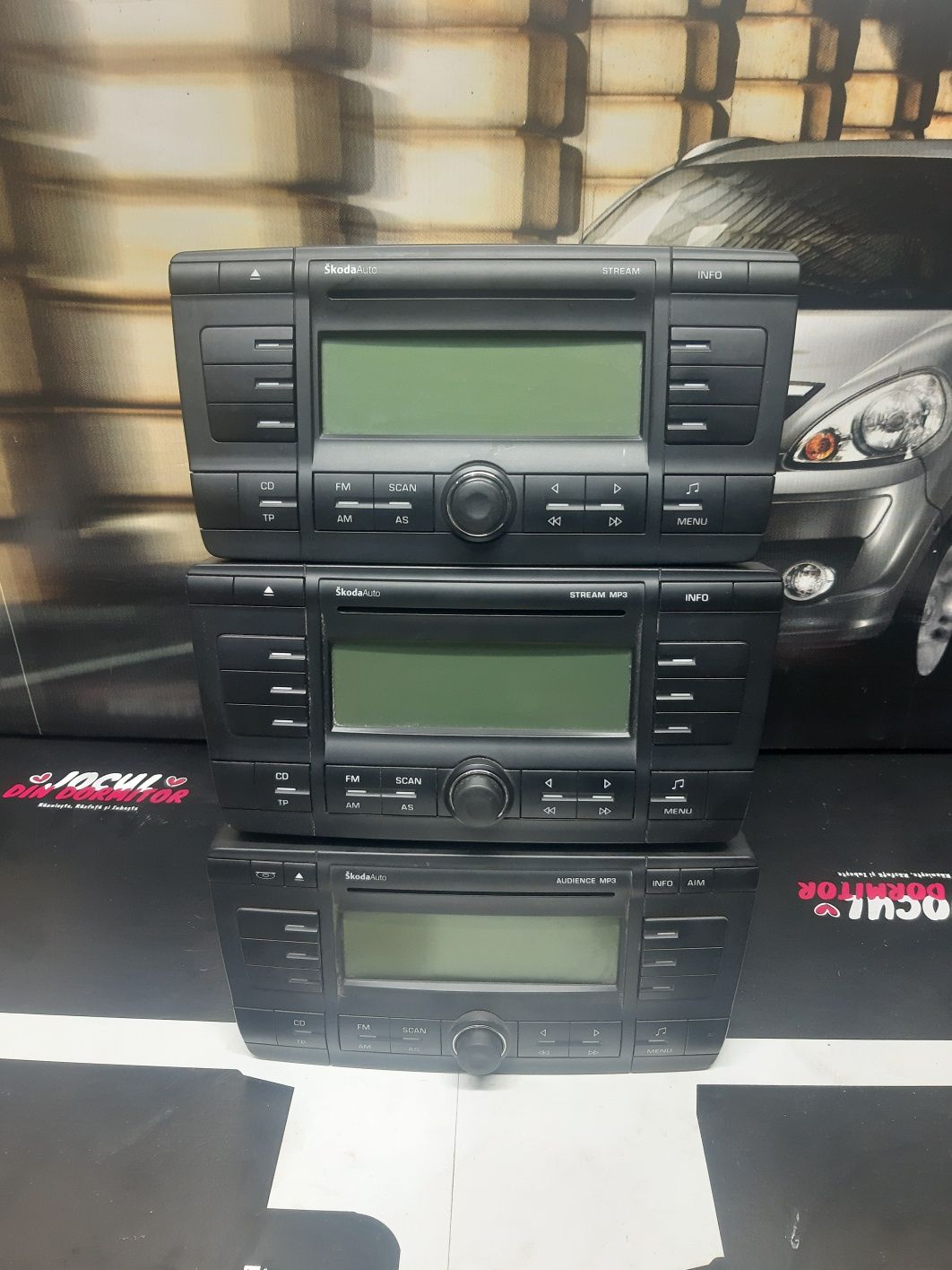 Radio cd mp3 skoda octavia 2