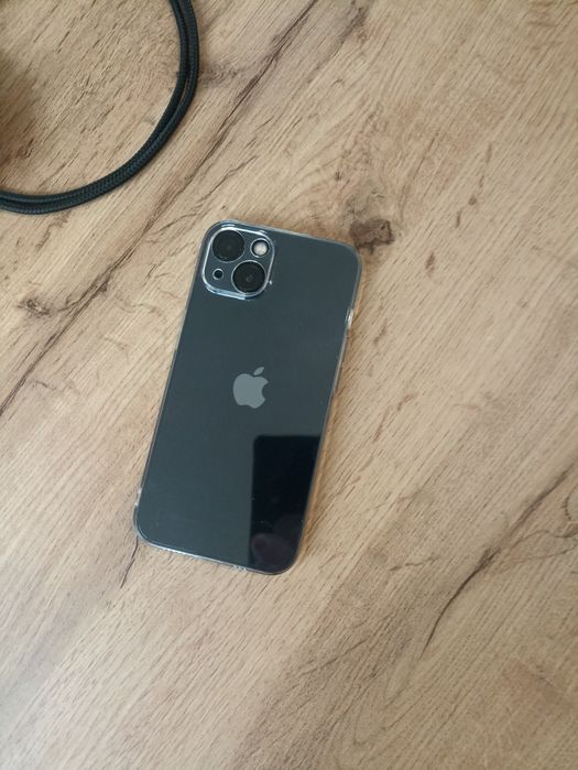 Продавам IPhone 13 128GB