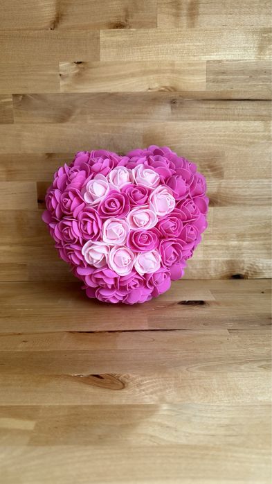 Ръчно изработено сърце с вечни рози 20см