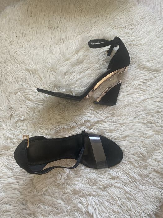 Дамски сандали за повод