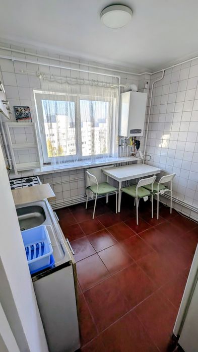 Închiriez Garsoniera GORJULUI cu centrala termica