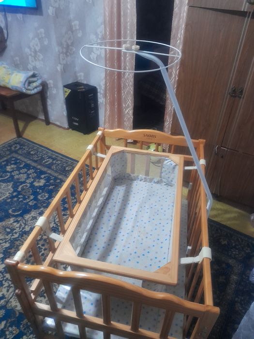 Продам Детскую кроватку 15.000