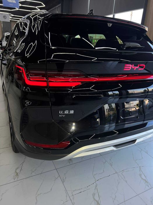 BYD CHAMPION SMART Drive  605 km Restayling