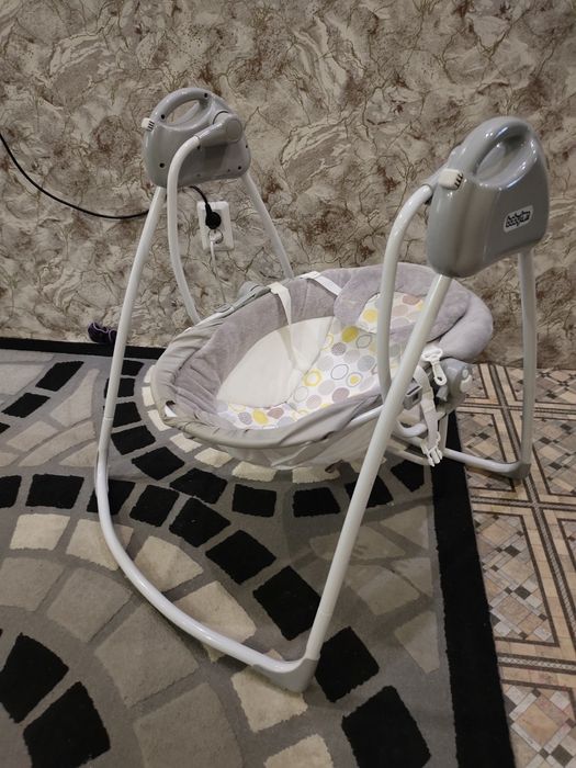 Продается кресло качалка