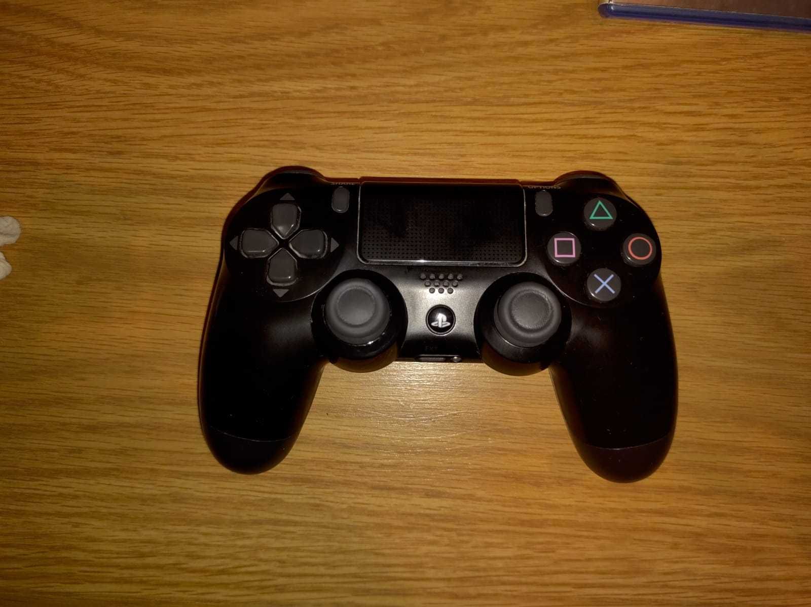 Playstation 4 slim 500gb  + Jocuri (GTA V FIFA)