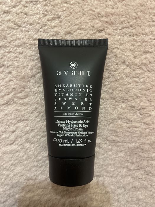 AVANT Deluxe Hyalironic Acid Vivifying Face and Eye Night cream 50ml