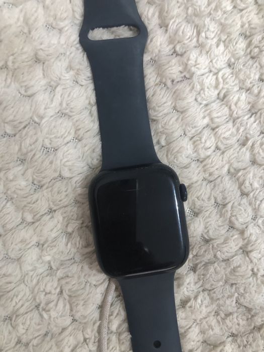 Продам apple watch 9 45mm