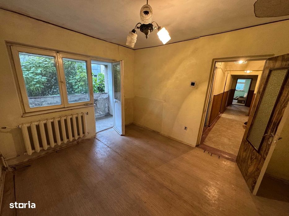 Apartament 4 camere decomandat langa Inspectorat Focsani, 2 Stejari