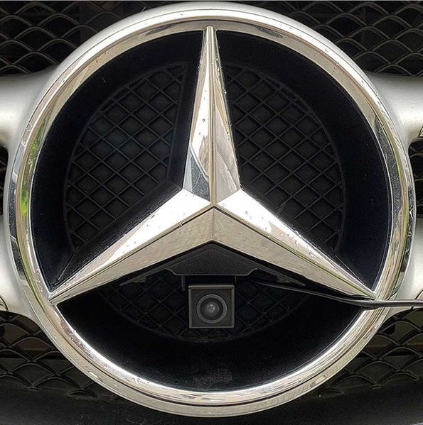 Предна камера за емблемата на MERCEDES-BENZ