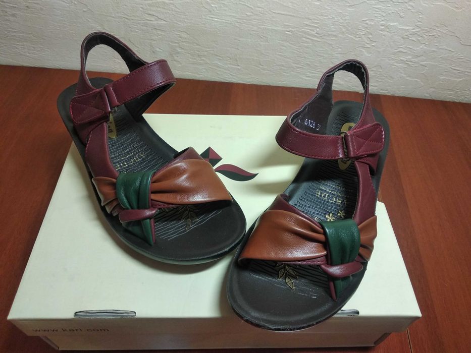 Продам новые босоножки!