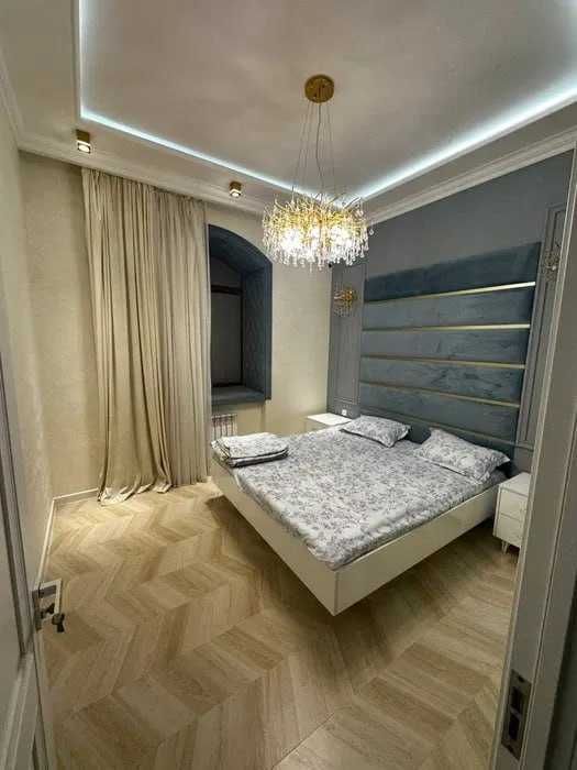 Срочно сдам 2/8/8 на Паркентском ор-р Паркентский рыно 378*