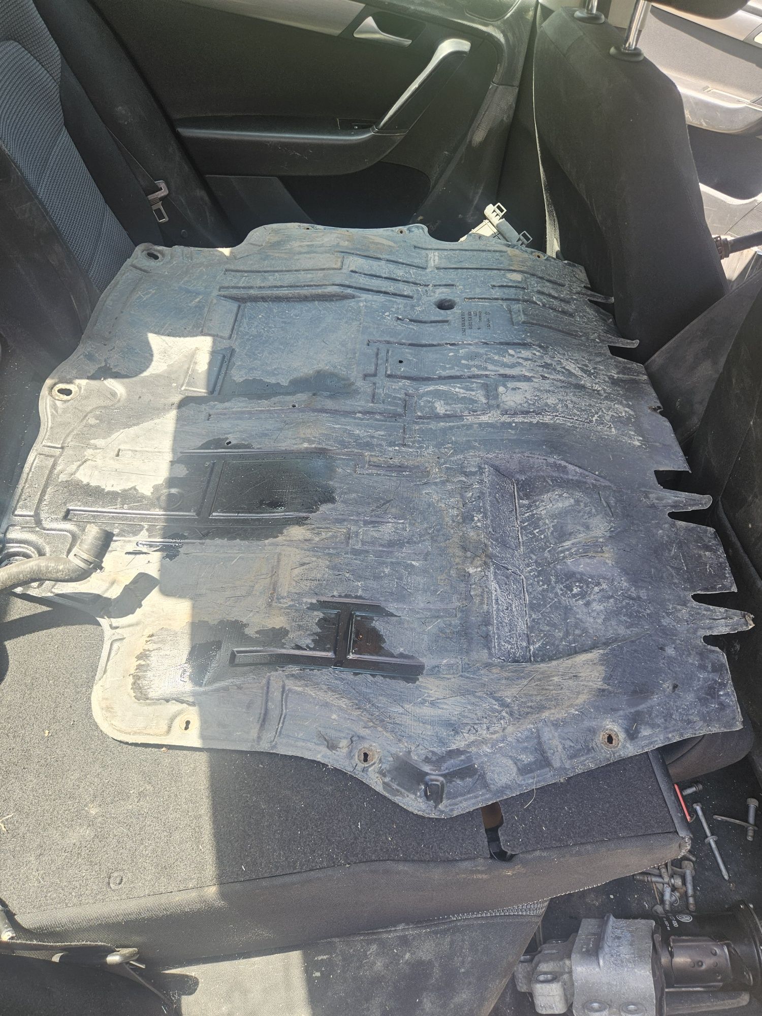 Scut motor plastic Volkswagen VW Passat B7 [2010 - 2015] Variant wagon