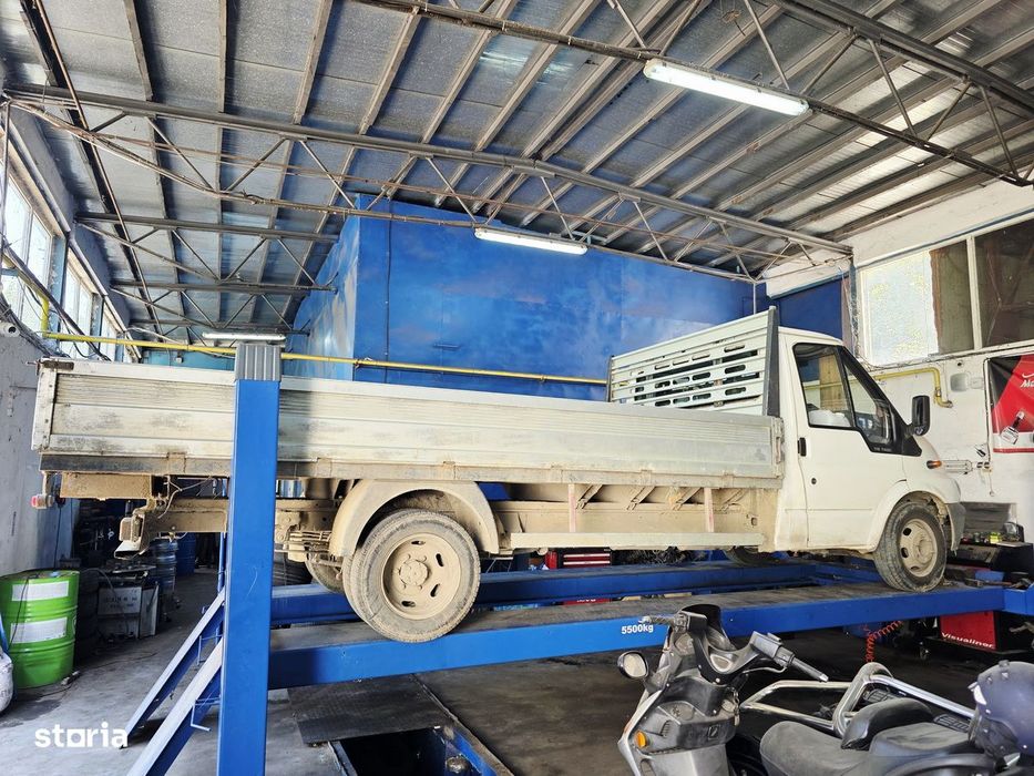 Hala Service Auto 310 mp, Parcare 116 mp, Tatarasi 1960 euro neg