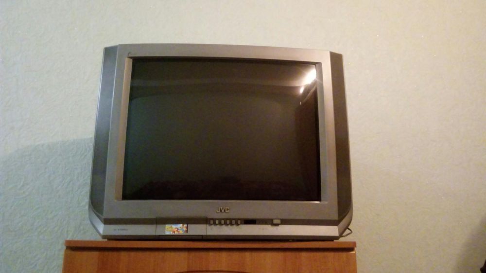 Продаю телевизор.