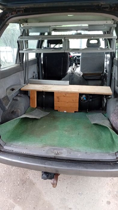 Нисан  серена с23