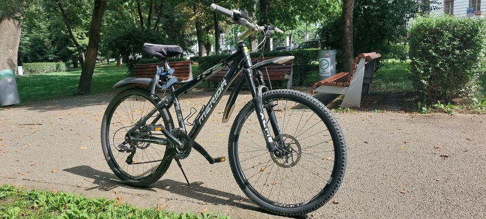 Ofer spre vanzare bicicleta Merida Matts TFS 350
