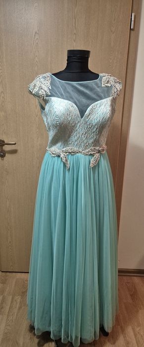Rochie perfectă pentru evenimente
