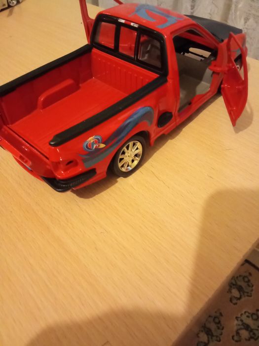 Mașinuțe copii jucarie