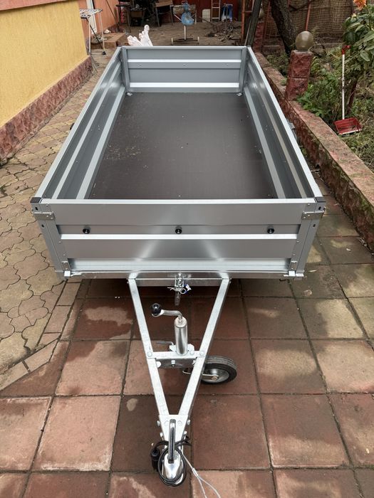 Remorca  750  kg basculabila noua