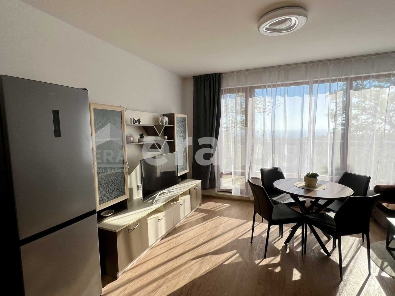 Дава се под наем Двустаен апартамент в Варна, м-т Траката - 77 кв.м за 600 € - Снимка #7