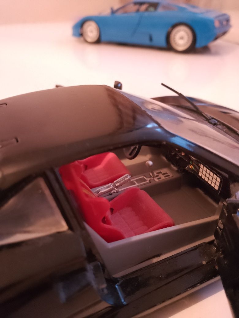 Метална количка ferrari bburago мащаб 1:24