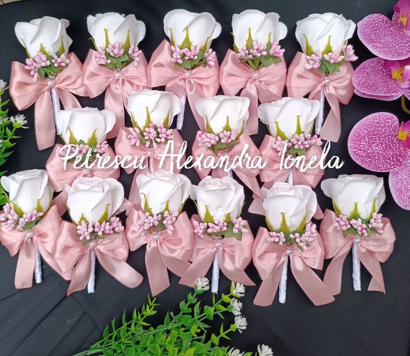 Cocarde de pus in piept pentru nunta