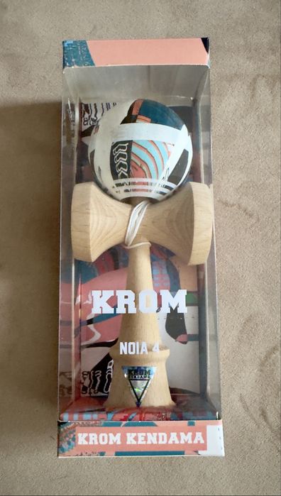 Kendama Noia 4 originala folosita 3 saptamani.