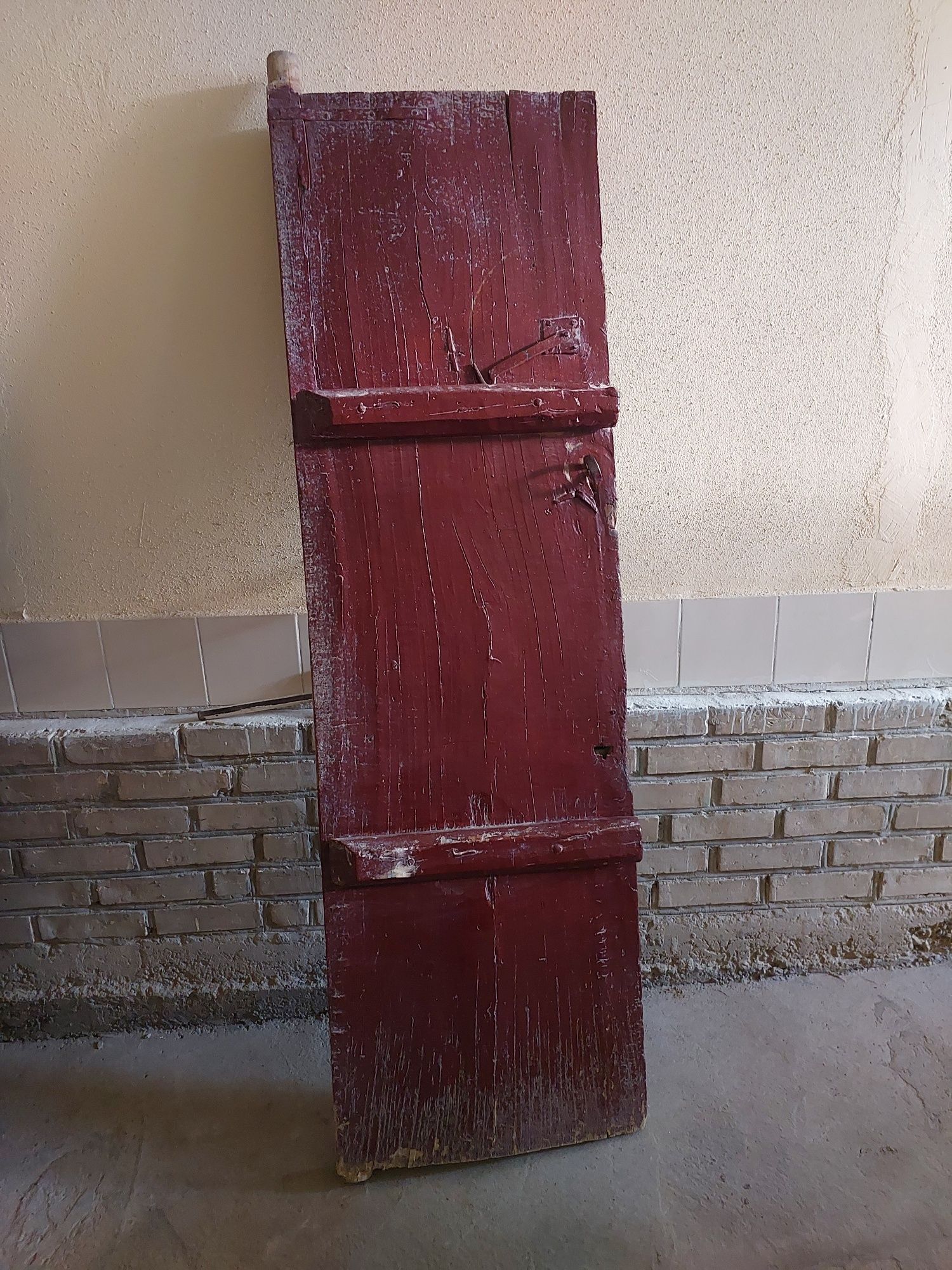 Дверь старинный.