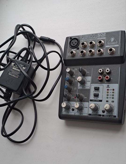 Продам пульт микшерный