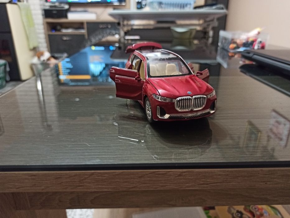 Метална колекционерска количка BMW
