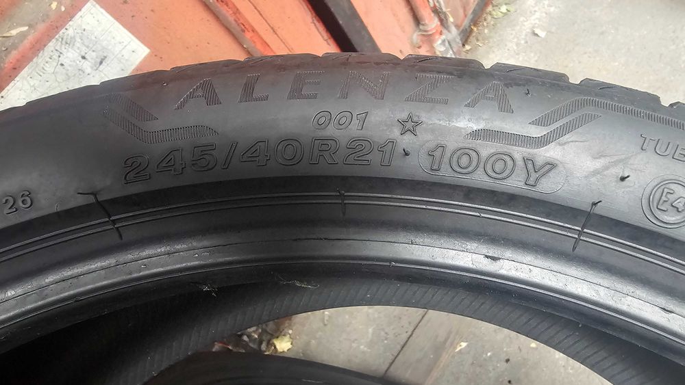 Anvelope  245/40/21 BRIGESTONE vara RSC