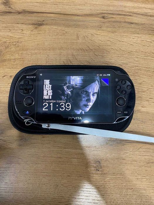Playstation VITA в отличном состояний