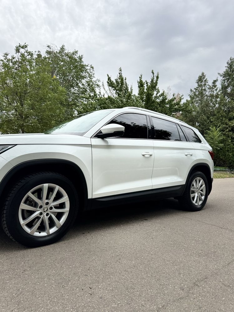 Skoda kodiaq full salondan olingan