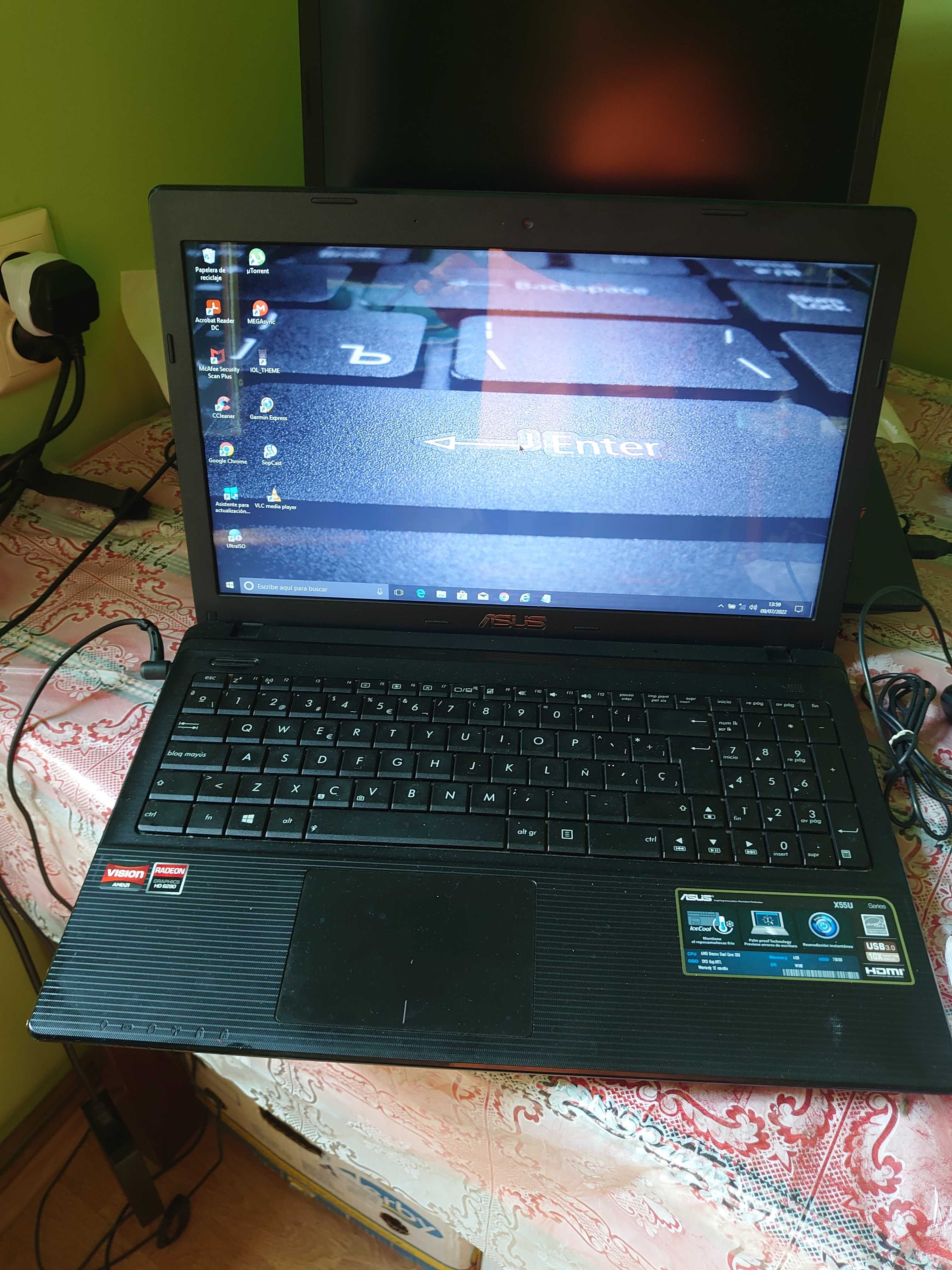 Laptop Asus 15.6 4GB RAM 1 Tb