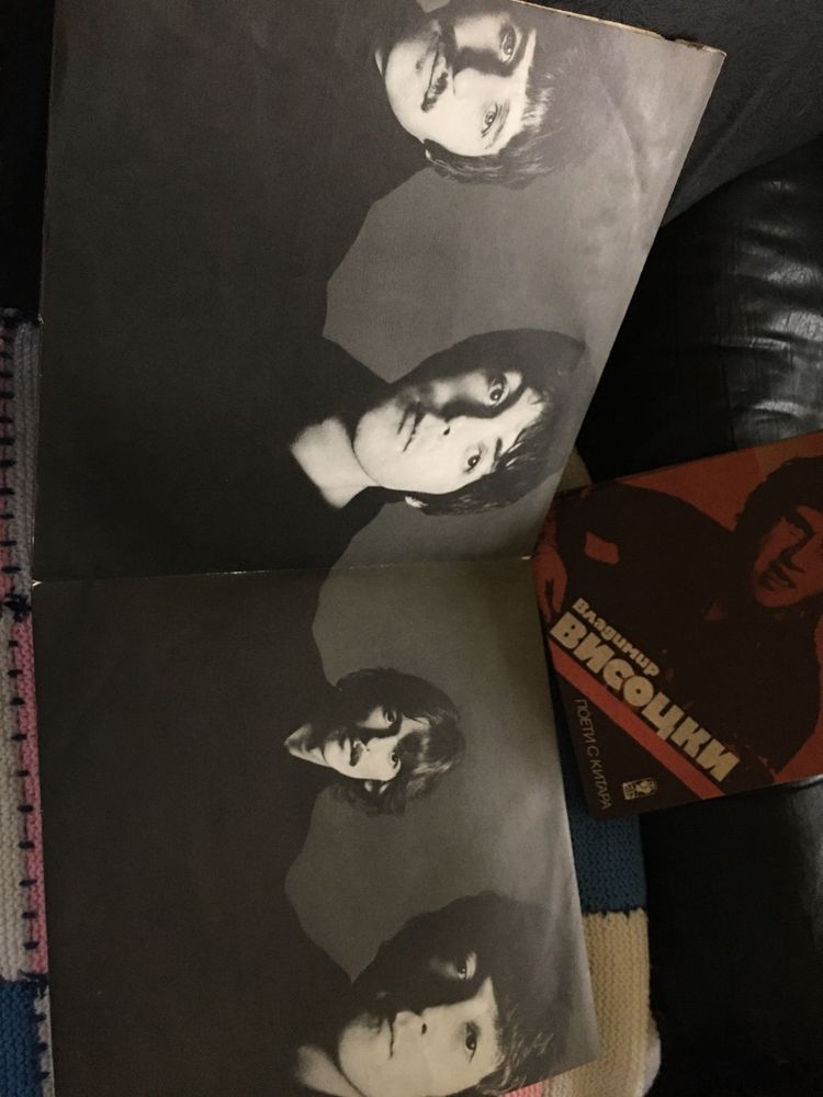 Грамофонни плочи-Висоцки иThe Beatles