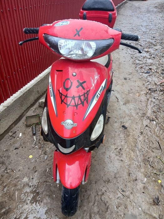 Se vinde scuter de 49cc in 4t