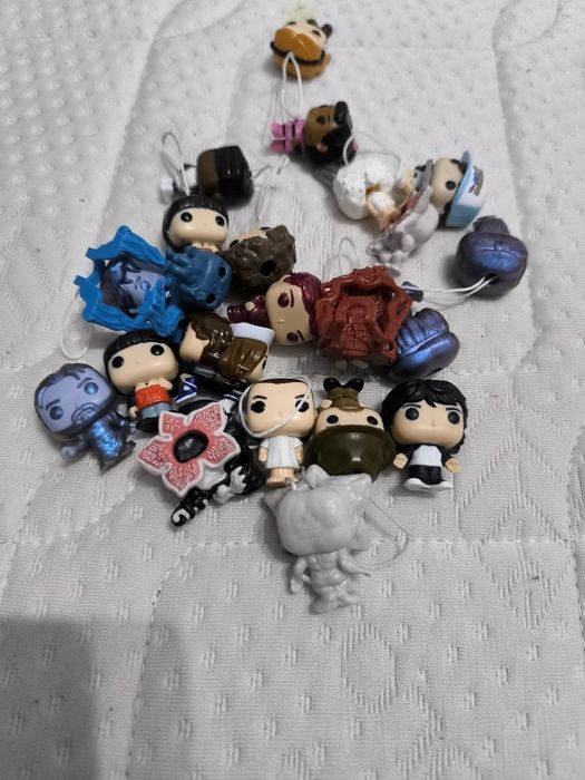 Киндер Stranger things