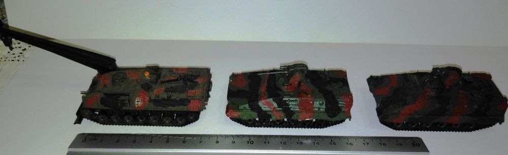 Vand mahete vehicule senilate armata, scara 1:87, ROCO