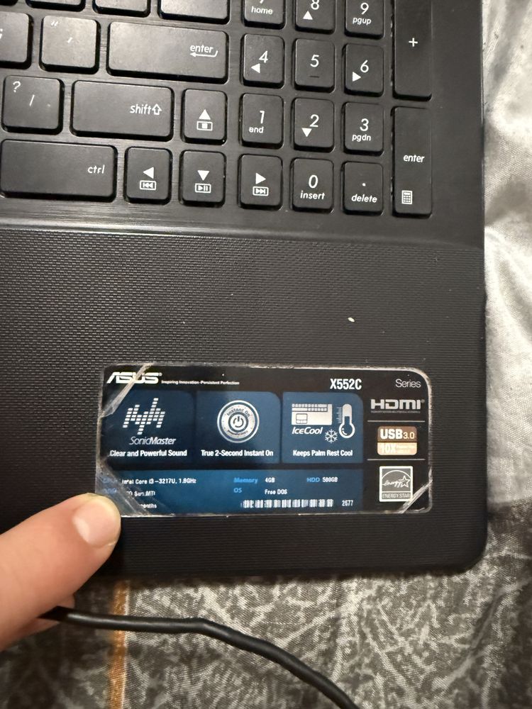 Vand Laptop ASUS