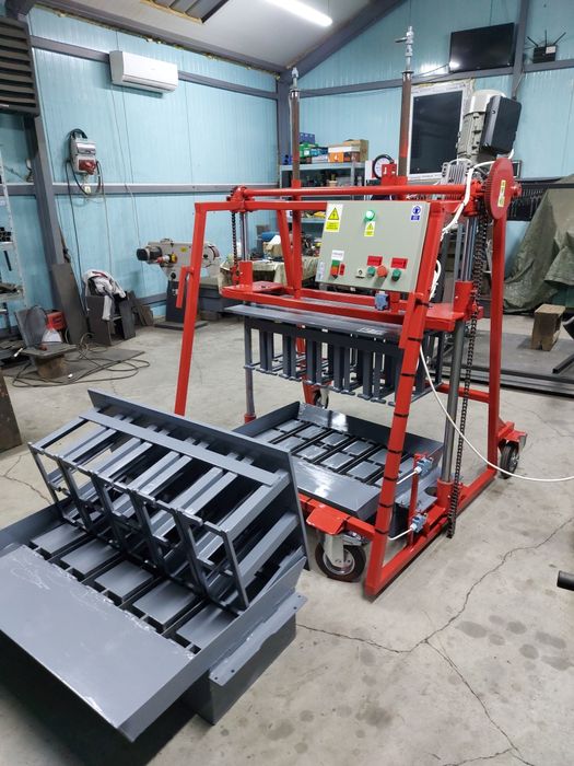 Presa / Vibropresa / Masina boltari oferta vacanta