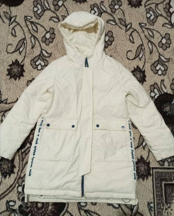 9-10жас кызга аппак куртка