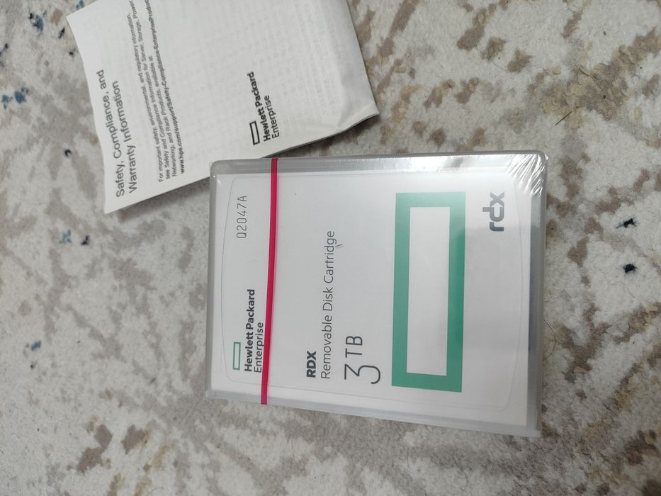 съемный дисковый картридж HPE RDX емкостью 3 ТБ